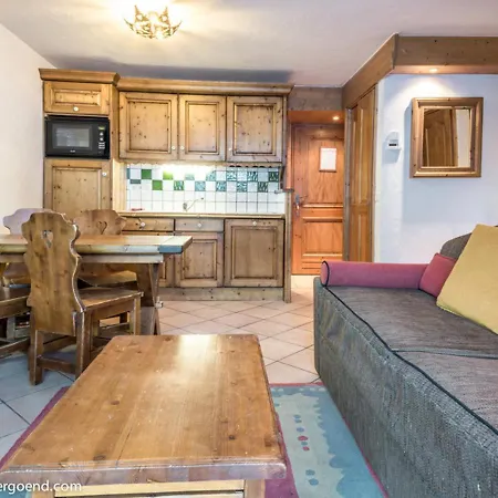 Appartement Aux Arcs 1800 Avec Acces Direct Aux Pistes Et Spa - Fr-1-352-11 Lägenhet